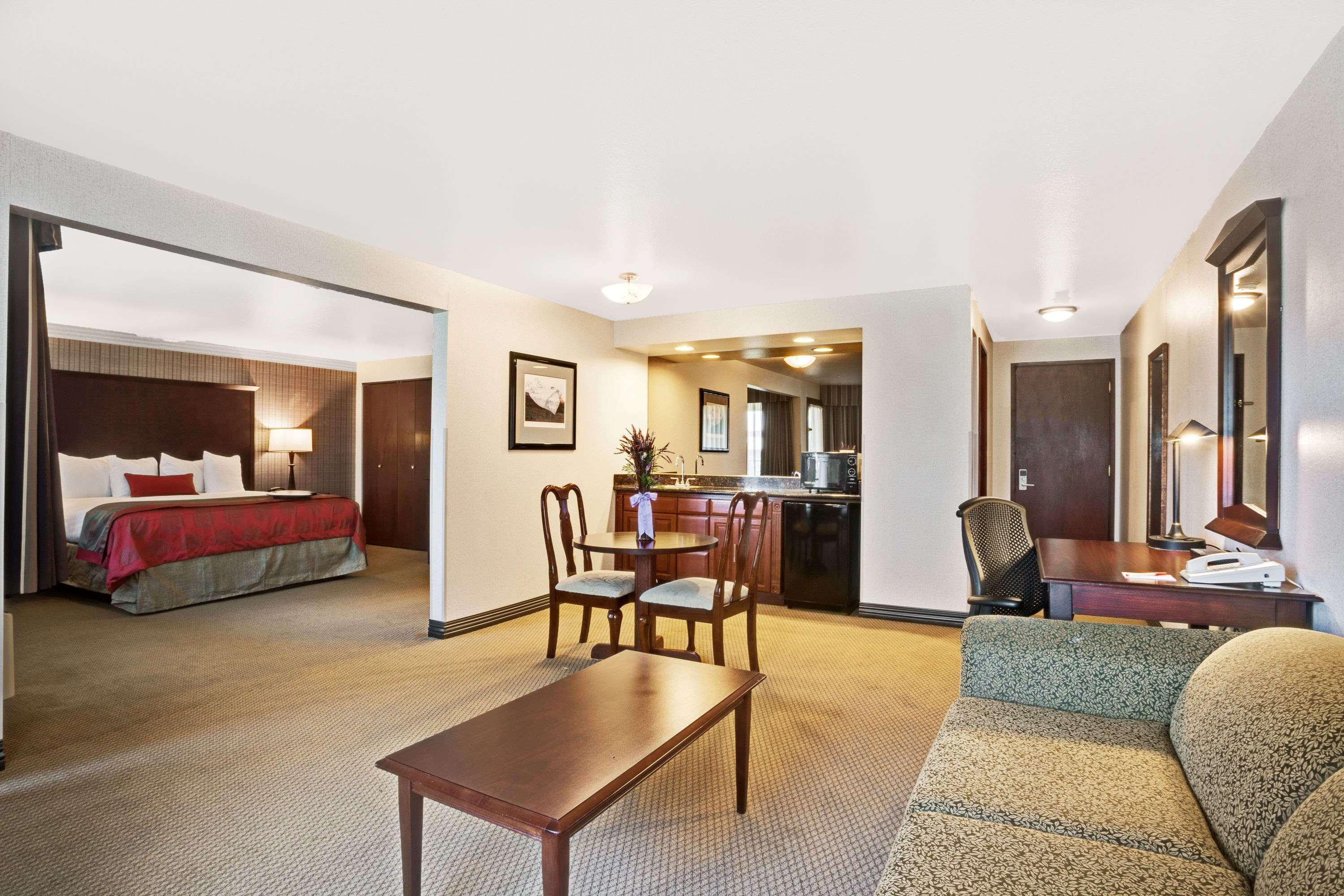 Ramada By Wyndham Tukwila Southcenter Hotell Eksteriør bilde