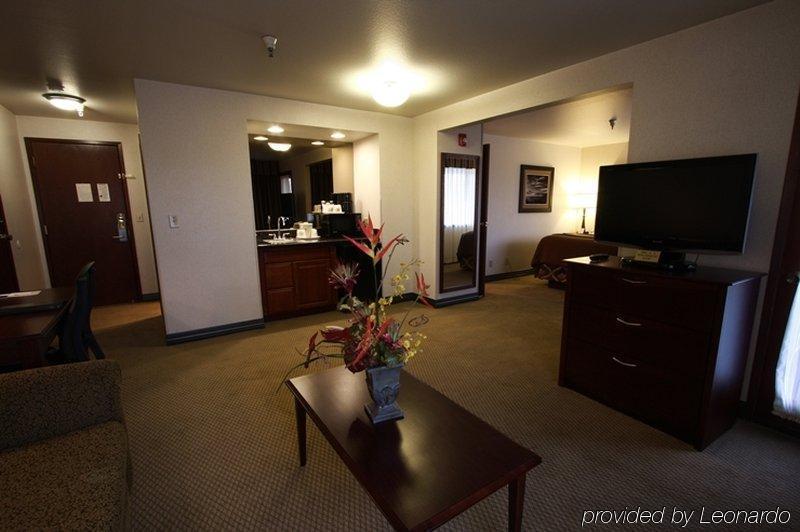 Ramada By Wyndham Tukwila Southcenter Hotell Rom bilde