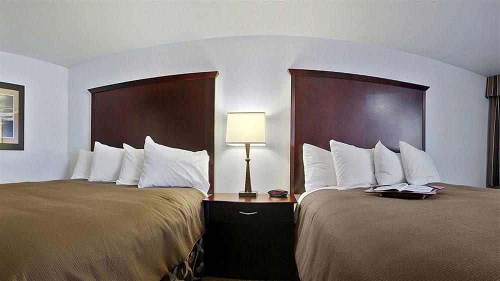 Ramada By Wyndham Tukwila Southcenter Hotell Eksteriør bilde
